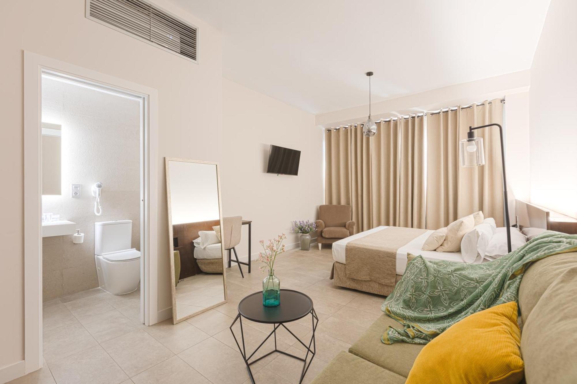 Aacr Hotel Monteolivos Σεβίλλη Εξωτερικό φωτογραφία