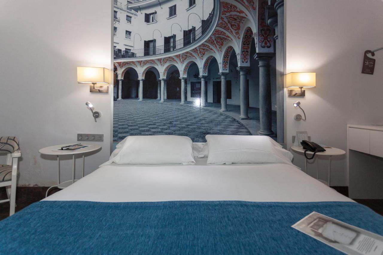 Aacr Hotel Monteolivos Σεβίλλη Εξωτερικό φωτογραφία