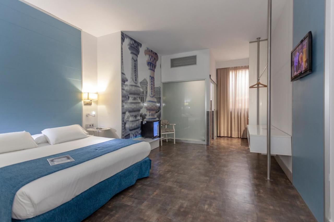 Aacr Hotel Monteolivos Σεβίλλη Εξωτερικό φωτογραφία